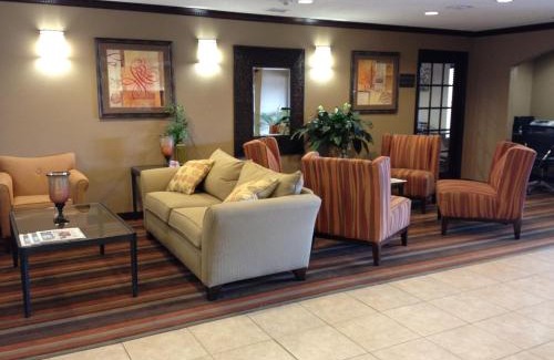 Wichita Falls Hotel | Best Western Plus University Inn & Suites