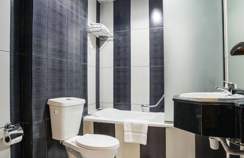 Al Muraqqabat Hotel | Best Western Premier M Four Hotel