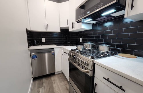 West Edmonton Apartment | Bethel Cozy Suite