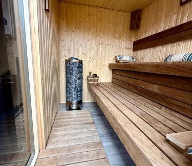 Balatonkeresztur House | Betti