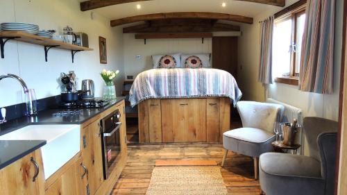 Lydney House | Betty Shepherd's Hut