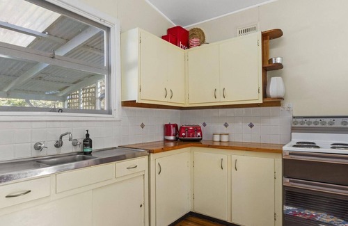 Culburra Beach House | Between 2 Beaches – pet friendly cottage