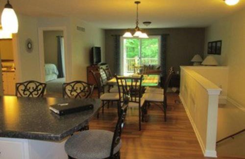 Beulah Apartment | Beulah Land Guest House w/King Bed & Jacuzzi Tub