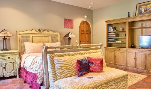 Beverly Hills House | Beverly Hills Elegant Homestay