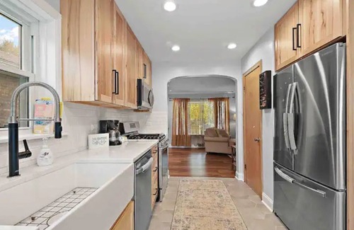 Forestview House | Beverly House