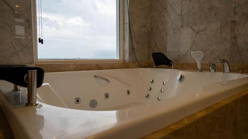 Kocasinan Hotel | Beyaz Ev Otel Restaurant