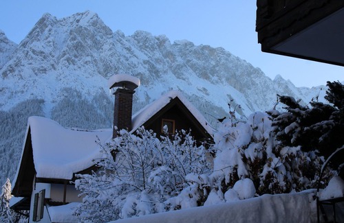 Grainau Condo | Bezaubernde Ferienwohnung mit Zugspitzblick im schönen Grainau