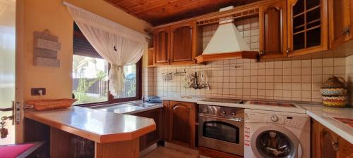 Golem Villa | Bezhani Villa