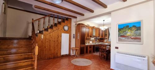 Golem Villa | Bezhani Villa