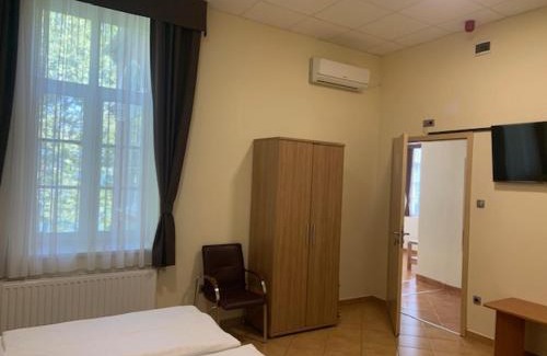 Balatonfoldvar Hotel | BF Hotel