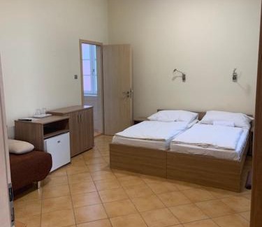 Balatonfoldvar Hotel | BF Hotel