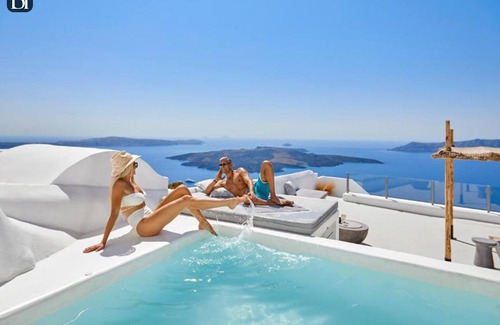 Fira Apartment | BH549 - C - Suite Santorini