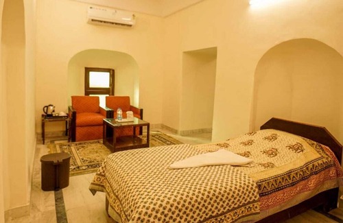 Bhandarej Hotel | Bhadrawati Palace