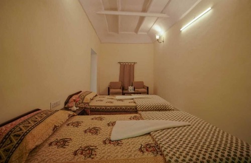 Bhandarej Hotel | Bhadrawati Palace