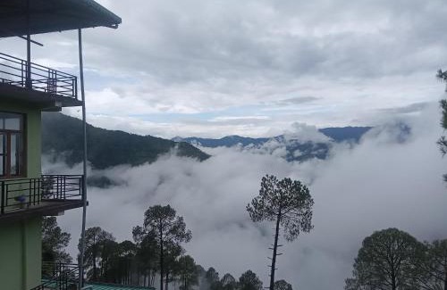 Tehri Bed & Breakfast | Bhandari Cottages