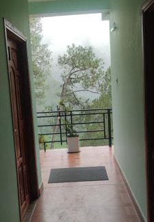 Tehri Bed & Breakfast | Bhandari Cottages