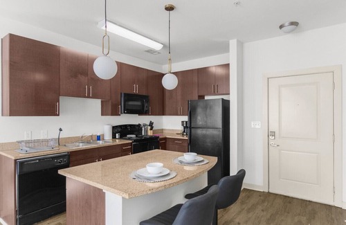 Five Points South Apartment | BHM Bliss:Fully Equipped 2BR|Mins to Top Locations