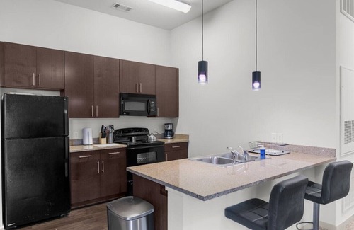 Five Points South Apartment | ~BHM Haven Awaits: Fully Equipped 1BR|1BA W/Pool~