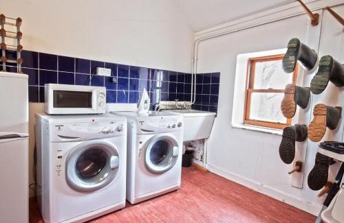 Newtonmore House | Biallid House