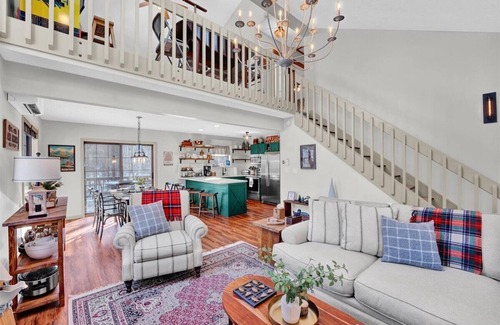 Gouldsboro House | Big Bass Lake Wooded Cabin with Hot Tub, Entertainment Loft & Amenities Galore!