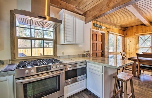 Boulder Bay House | Big Bear Lakeside Home - 100 yard Walk to Private Dock!