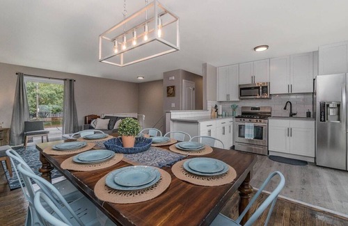 Michigan City House | Big Blue beach house with a hot tub!