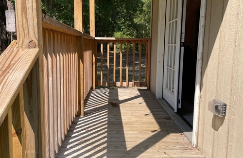 Clarendon County Cabin | Big Cabin 1 at Elliott's Campground at the Upper End of Lake Marion in Rimini SC