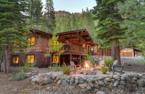 Truckee House | Big Chief River Retreat-Located on Truckee River