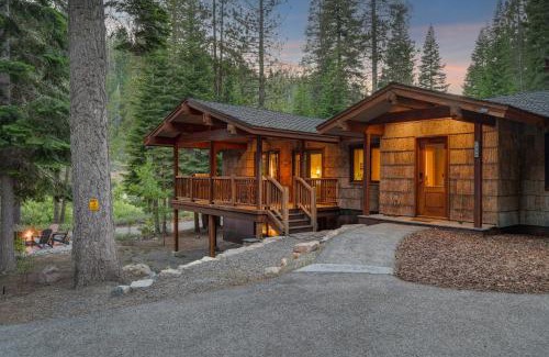 Truckee House | Big Chief River Retreat-Located on Truckee River