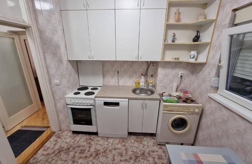 Stari Grad Apartment | Big Downtown 2 Bedroom Apartment across National Theater