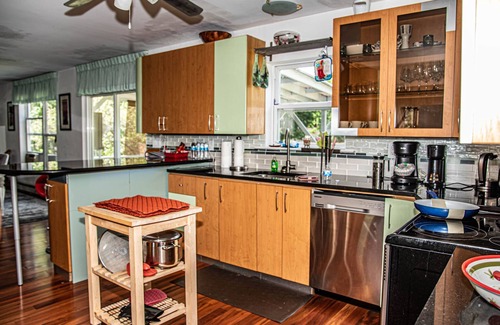 Albrightsville House | Big house, hot tub, sauna, fireplace trampoline, fire pit.