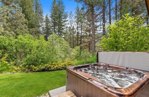 Leavenworth House | Big Jim Mountain Lodge - Meredith Lodging