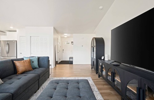 Big Lake House | Big Lake Retreat by Gather: New Lakefront Home w/Dock & Deck BBQ
