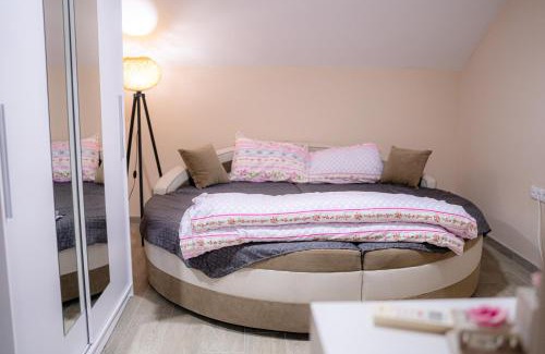 Bijeljina Apartment | Big Lale UR