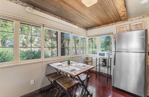 Drake Cabin | Big Pine Cabin - near Estes Park! 23-RES0710