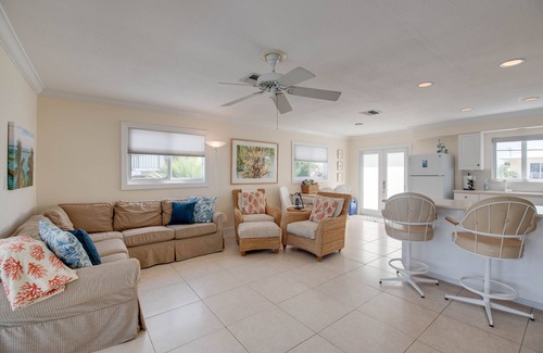 Pine Channel Estates House | Big Pine Canal Front Beachhouse Bungalow