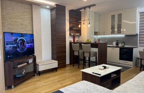 Zlatibor Apartment | Big Sky Apartment is only 15 min from the Zlatibor Lake.