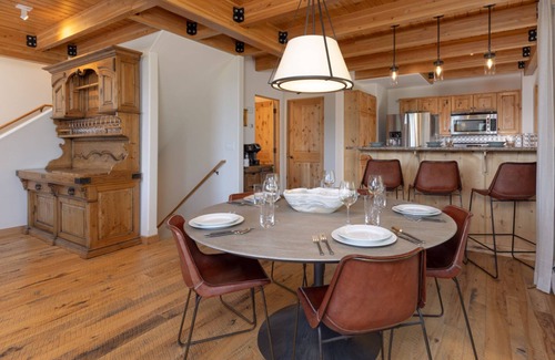Big Sky Ski Chalet | Big Sky Vacation Rentals: MMH 7 Bull Dogger