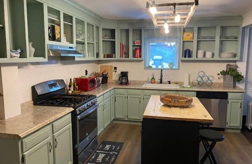 Wurtsboro House | Big Stone House in Charming Catskills Village