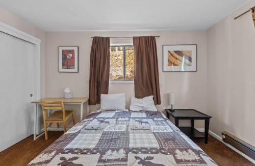 Arnold House | Big Trees, Little Cabin