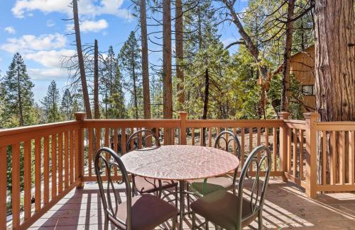 Arnold House | Big Trees, Little Cabin