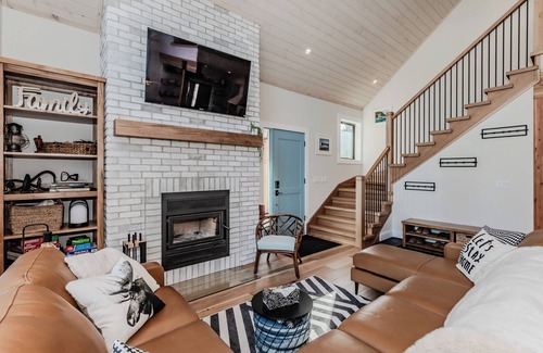 Tobermory Cottage | Big Tub Beach Retreat - Tobermory, Sandy Beach & Peninsula Room