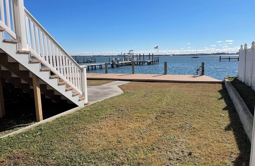 Norfolk House | Big Waterfront House on the Bay! Amazing Views, Swim Deck, Walk to Beach!