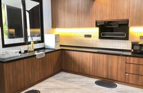 Mukim 16 Ayer Hitam House | BigLanded House NR Penang Hill & Kek Lok Si Temple