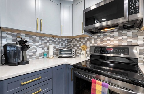 South Lake Tahoe Condo | Bijou at the Lake - Amazing lake front complex!