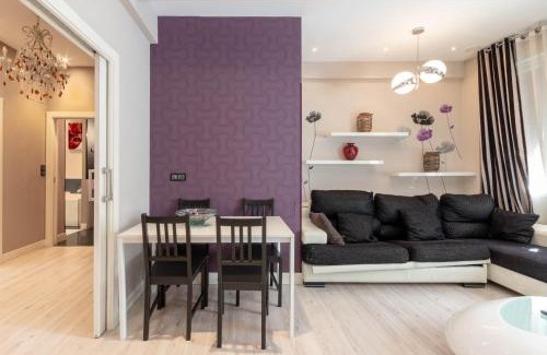 Castanos Apartment | Bilbao Volantin II with jacuzzi by Aston Rentals
