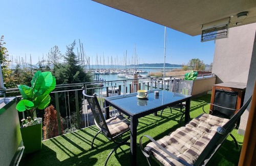 Balatonfured Apartment | Bilberry Apartman