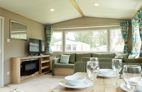 Great Houghton House | Billing Aquadrome Silver 3 Bed Caravan CD42