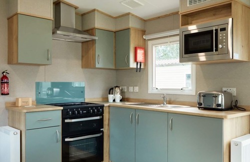 Great Houghton House | Billing Aquadrome Holiday Park Silver 3 Bed Caravan CD61