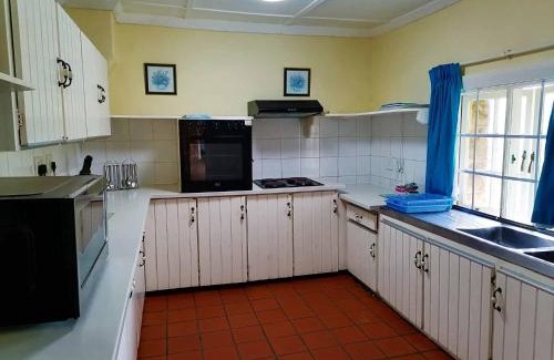 Ramsgate Beach House | BillsBest Whaleback Cottage